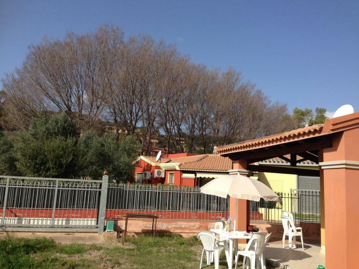 Villa Aurora Chia Exterior foto